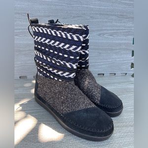 Women’s boots size 8.5